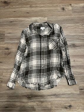 Lucky Brand Green & Cream Plaid Button-Down Shirt